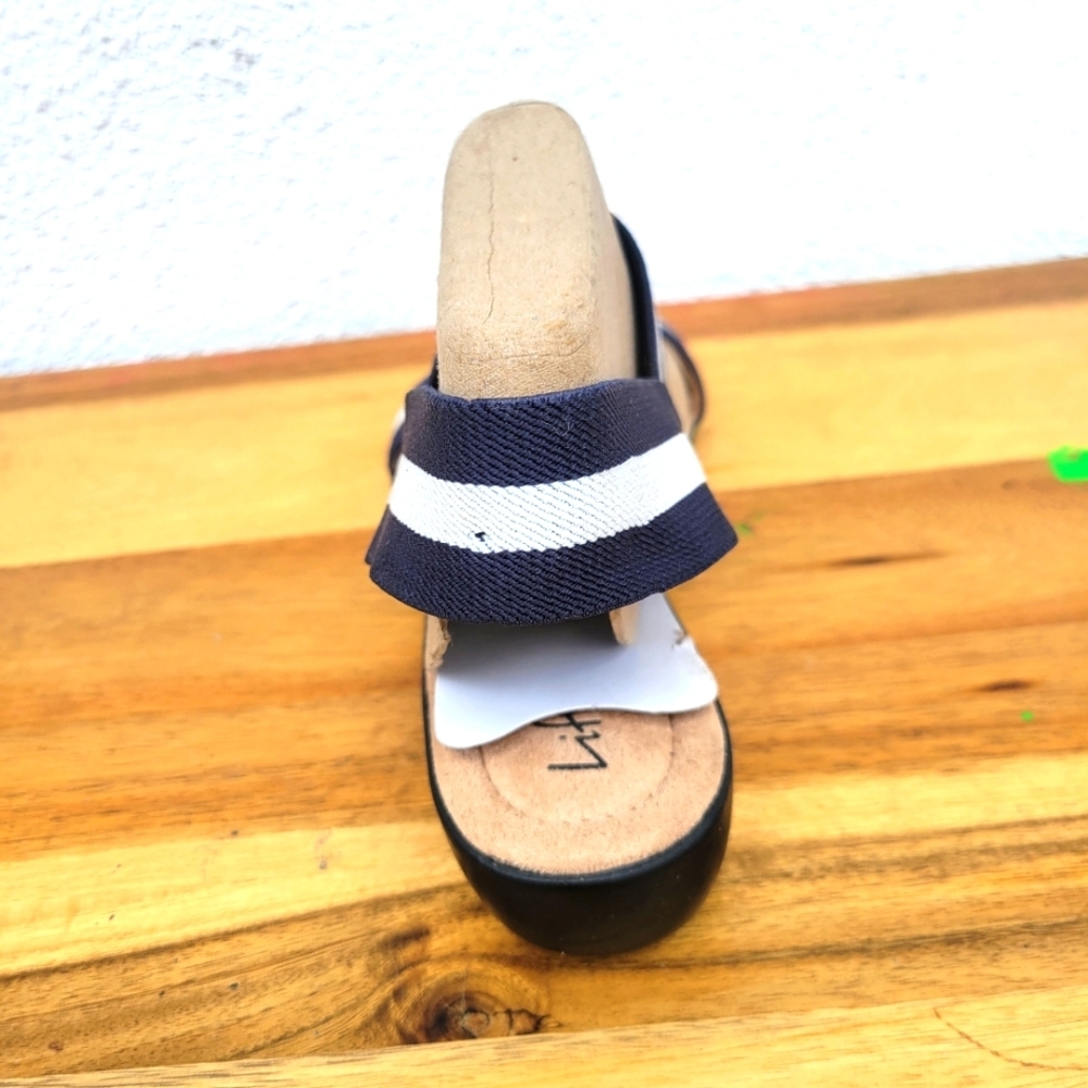 1 Amputee Shoe Women's  LifeStride Sandals  Size 10 M - Picture 11 of 16